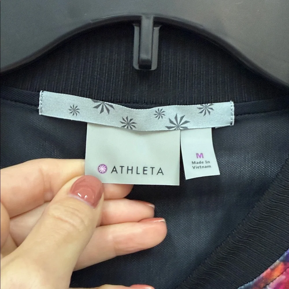 Athleta Multicolor Floral Fade Bombtastic Jacket Womens Sz Medium! - Picture 5 of 11